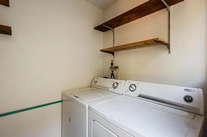 1252 Rosita Rd — Photo 12