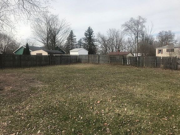 4th image of 56381 S Elmer Ave