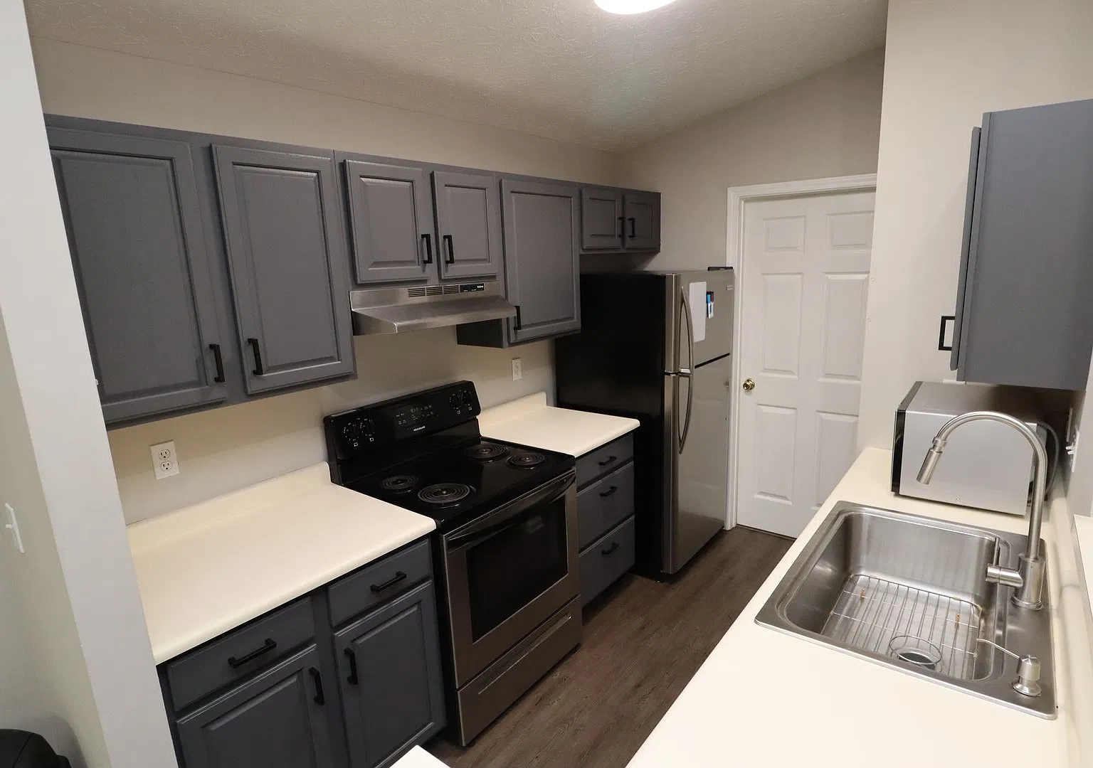8112 Glenwillow Ln Unit 205 — Photo 4