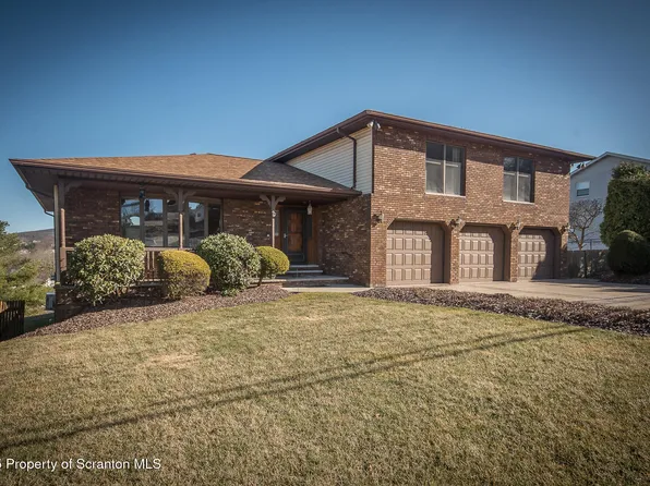 640 Fairview Rd, Clarks Summit, PA 18411