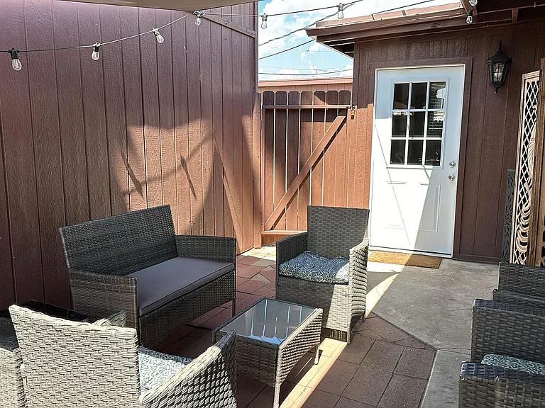311 E Glenn St #311 — Photo 22