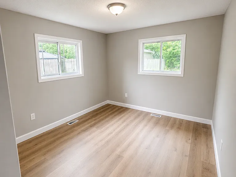 4724 Homewood Dr — Photo 7
