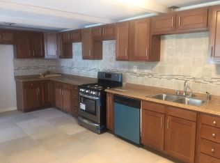 2352 N Dog River Dr, Mobile, AL 36605