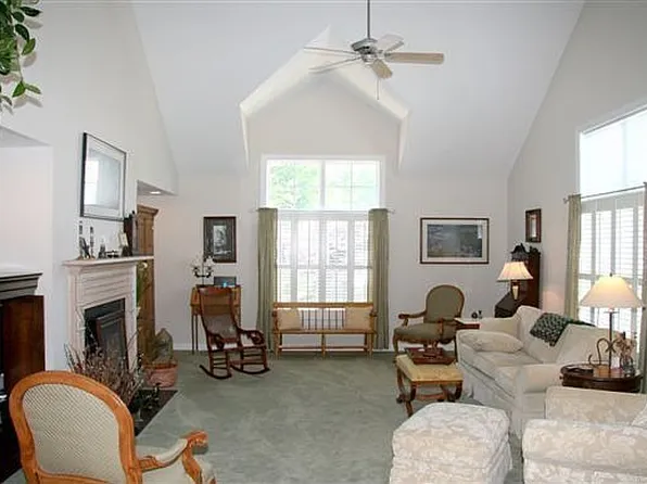 8302 Barons Ct, Williamsburg, VA 23188