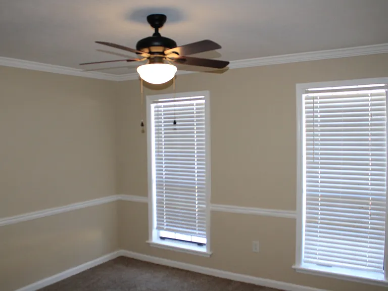 4104 Spencer St — Photo 19