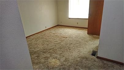 2nd image of 610 Curtis St APT 2