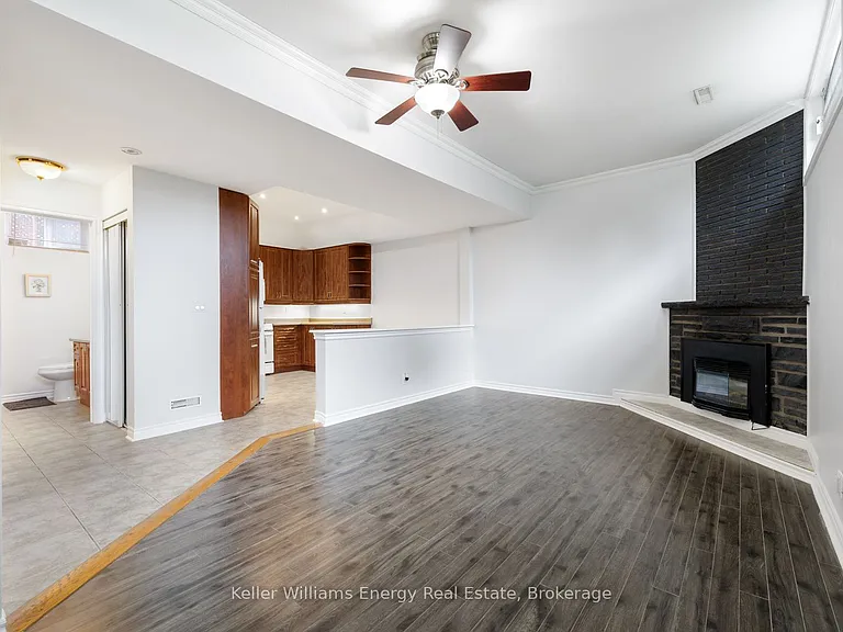 566 Dean Ave #LOWER — Photo 7