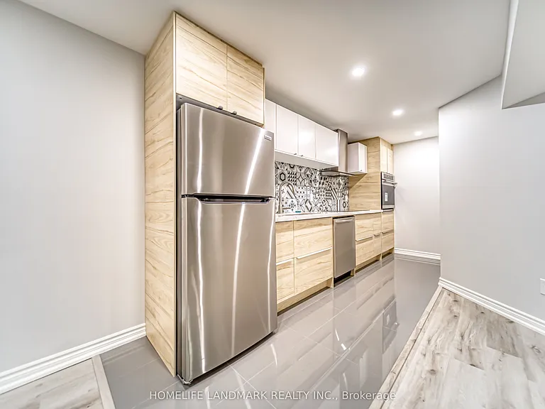 294 Valermo Dr — Photo 34