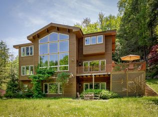 4 E Mountain Rd, Great Barrington, MA 01230