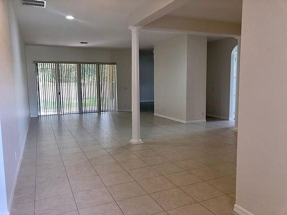 3rd image of 5225 Topaz Ln SW