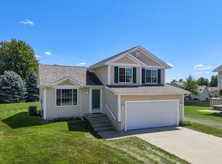 3111 SW Fox Run Dr, Ankeny, IA 50023