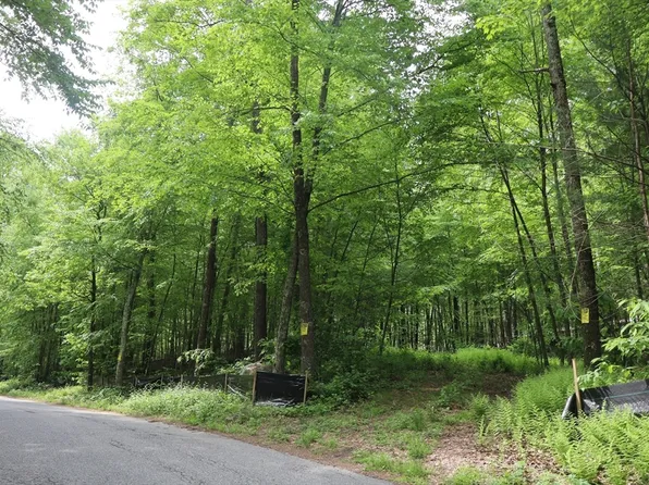 160 Silver St, Monson, MA 01057