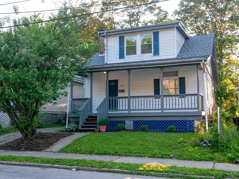 1217 Purcell Ave — Photo 4