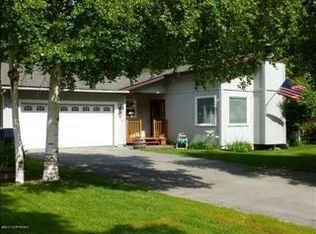 111 Pacific View Dr, Anchorage, AK 99515