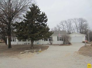 771 NE 901st Rd, Windsor, MO 65360