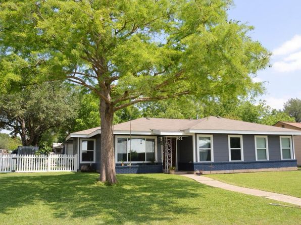 301 Nicolet Dr