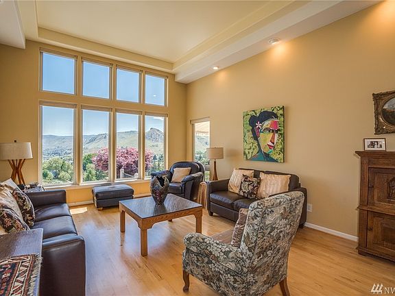5th image of 1018 Westmorland Dr