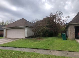 6355 Surrey Ln, Zachary, LA 70791