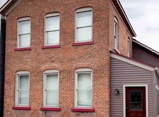 212 W Amelia St, Cassville, WI 53806