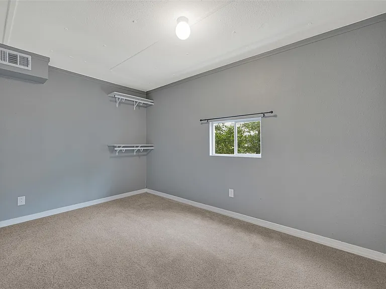 11719 S Spicewood Ln — Photo 8