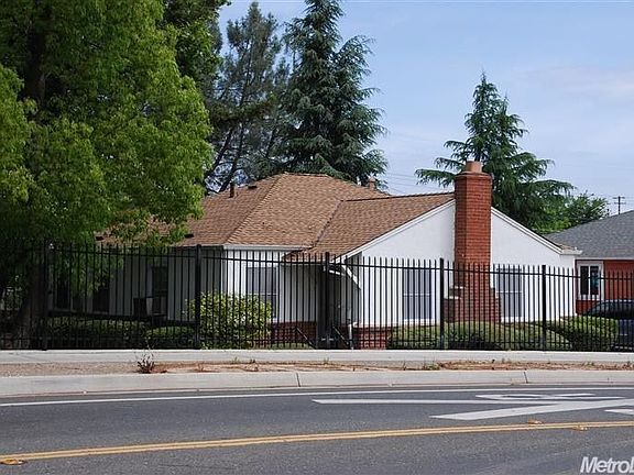 3rd image of 3 El Camino Ave