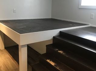 1357 SW Garfield Ave, Topeka, KS 66604