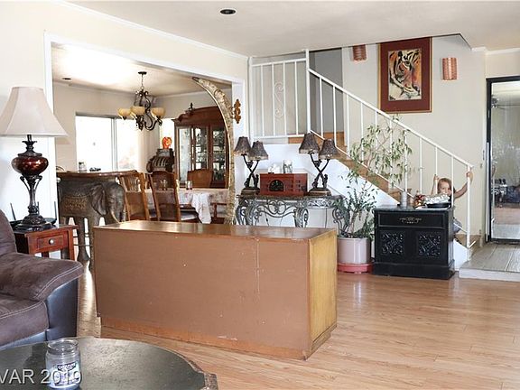 4th image of 3705 Heritage Ave