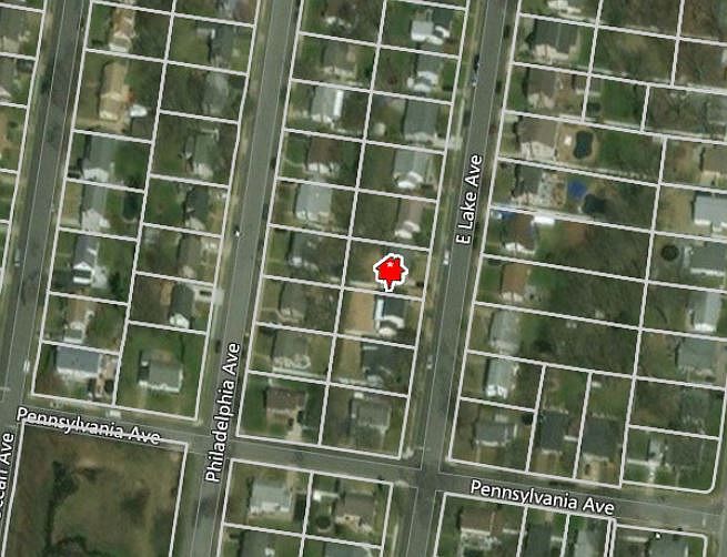 1st image of 82 Eastlake Ave