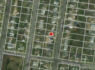82 Eastlake Ave, Massapequa Park, NY 11762