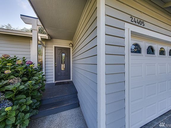 3rd image of 24405 Madura Dr NE