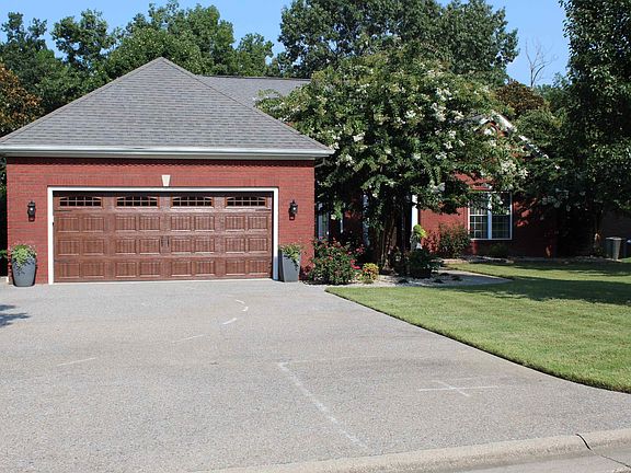 4th image of 280 Cascade Dr
