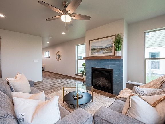 3rd image of 2007 Klaus Ave Unit A
