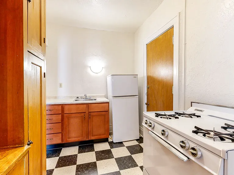 The Park Apartments — Photo 97