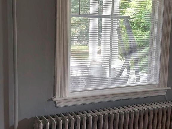 2nd image of 24C Eldridge St