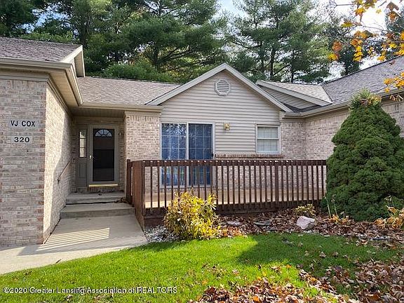 2nd image of 320 Emerald Dr #11