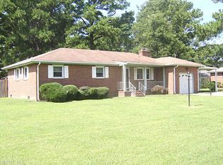 813 Laurel Ave, Chesapeake, VA 23325