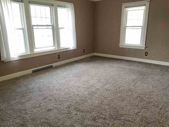 4th image of 2604 W Kenwood Ave