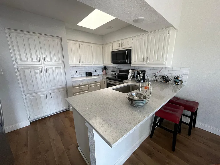 3805 Mediterranean St — Photo 5
