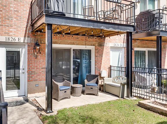 3rd image of 1826 S Michigan Ave Unit E