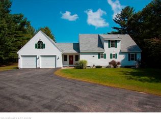 12 Huntington Ave, Norway, ME 04268