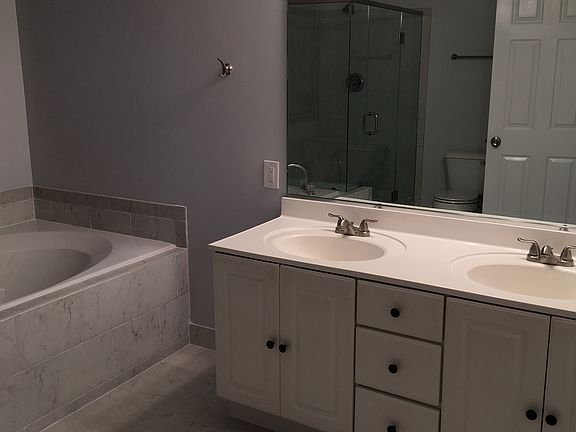 2nd image of 6712 Lakeland Way