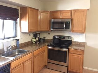 907 Meadow Woods Ln, Lawrence Township, NJ 08648