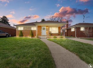 8654 Allen Rd, Allen Park, MI 48101