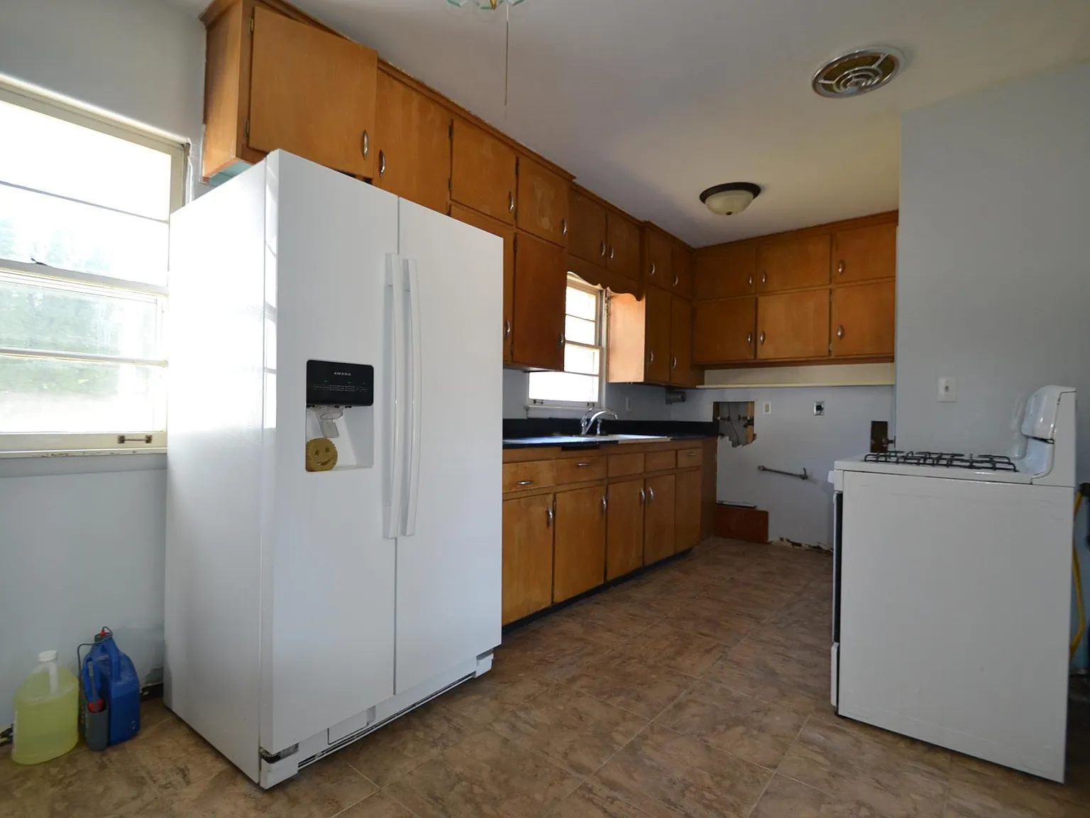 3 bed, 1236 sqft, $1,440 — Photo 4