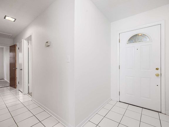 3rd image of 138 SW Village Way