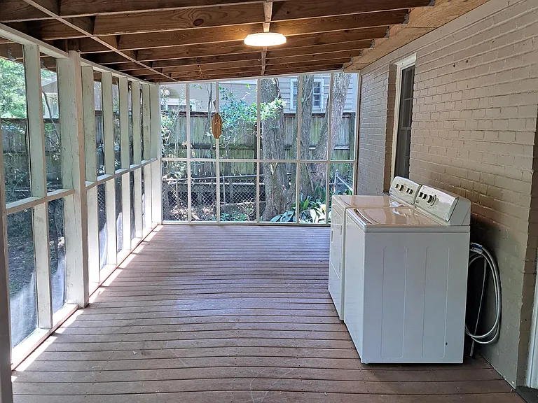 3243 Wellington Rd — Photo 21