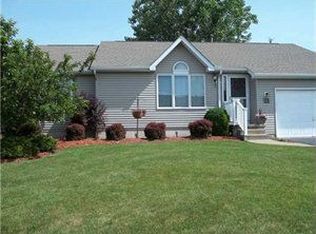 71 Doehaven Cir, Depew, NY 14043