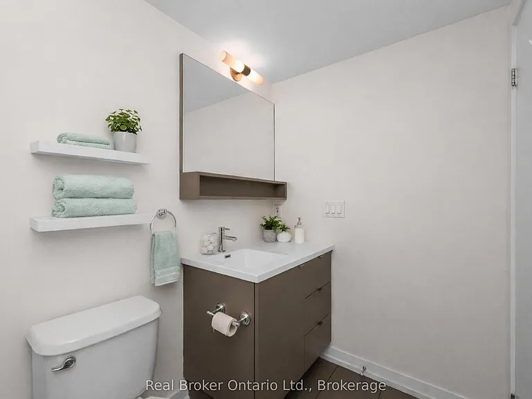 457 Plains Rd E #302 — Photo 21