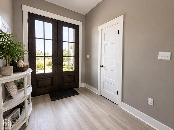 5th image of 107 Eva Ln