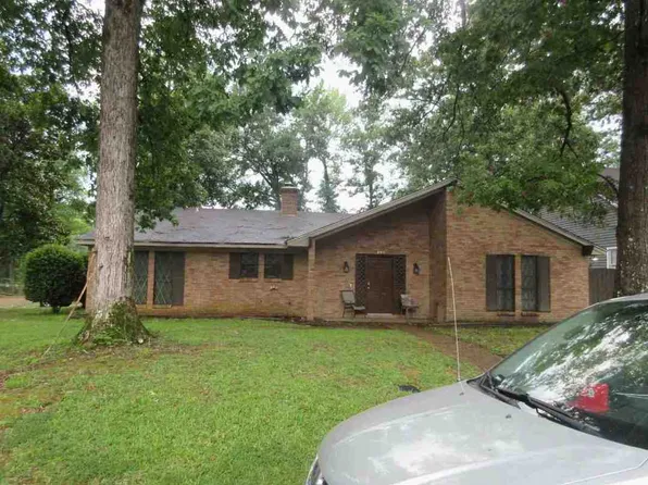 895 Serville Dr, Jackson, MS 39206